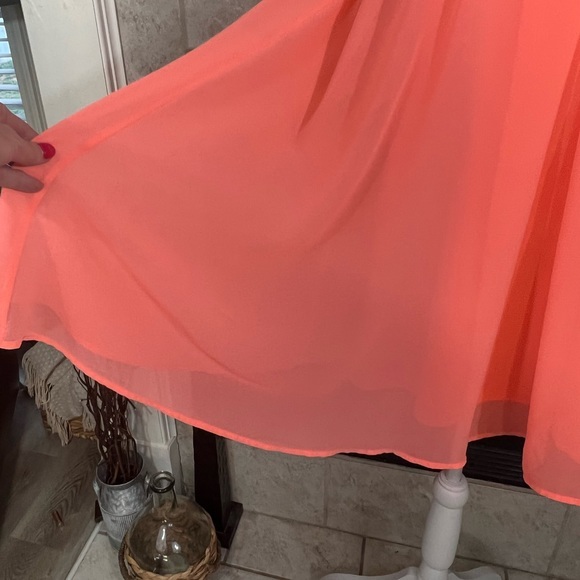 ALTAR’D STATE neon peach flouncy sleeveless mini party dress - Picture 3 of 8